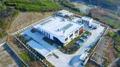 Estação vertical de transferência de resíduos