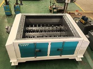 Triturador secundário de eixo duplo