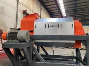 Máquina desensacadora de resíduos